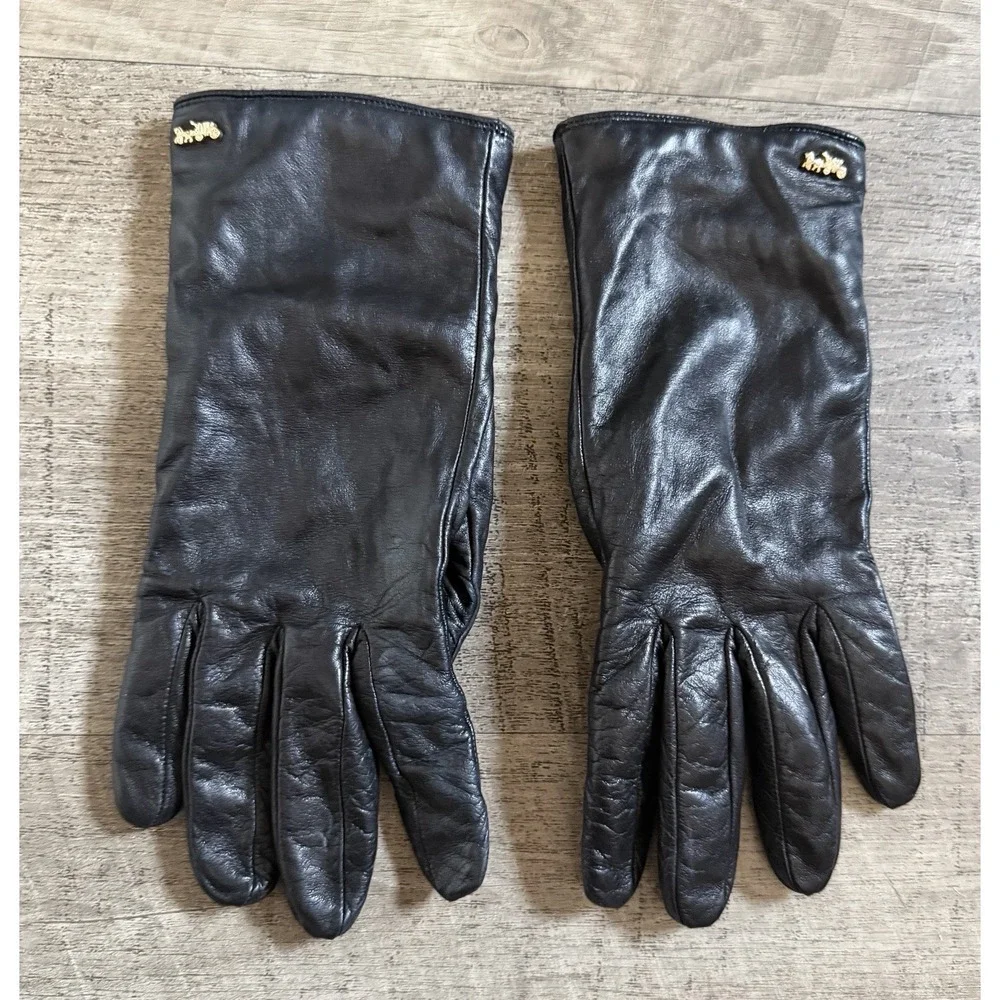 Coach Black Sheep Leather Women's Gloves Size 7.5 100% Wool Lining Gold Logo